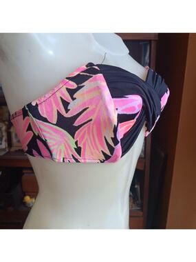 True Vintage Bandeau Bikini Top Size 9-10 Medium Womens Pink Black Floral Print